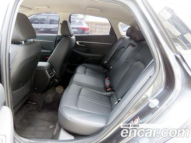 Hyundai Sonata (DN8) 1.6 Turbo Premium Family 2021 — фото 6