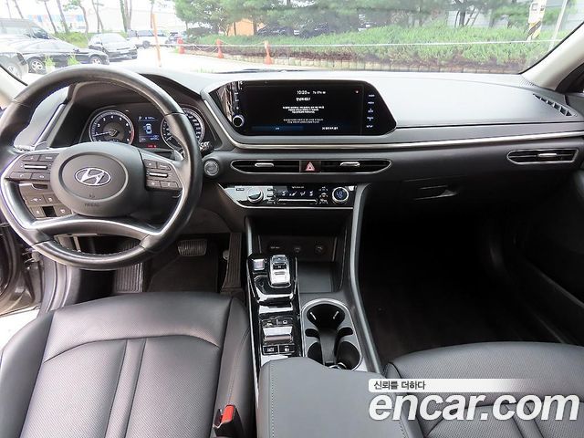 Hyundai Sonata (DN8) 1.6 Turbo Premium Family 2021 — фото 7