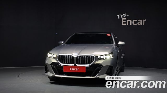 BMW 5 Series (G60) 530i xDrive M Sport 2025 — фото 3