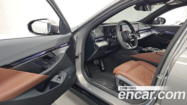 BMW 5 Series (G60) 530i xDrive M Sport 2025 — фото 10