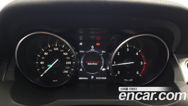 Land Rover Range Rover Evoque 2.0 TD4 SE 2018 — фото 8
