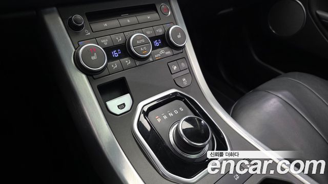 Land Rover Range Rover Evoque 2.0 TD4 SE 2018 — фото 9