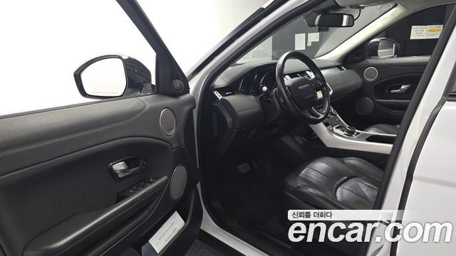Land Rover Range Rover Evoque 2.0 TD4 SE 2018 — фото 10