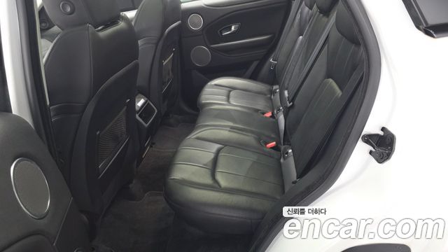 Land Rover Range Rover Evoque 2.0 TD4 SE 2018 — фото 12