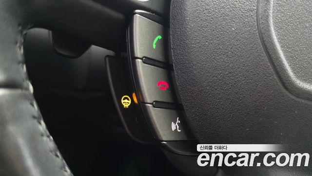 Land Rover Range Rover Evoque 2.0 TD4 SE 2018 — фото 17