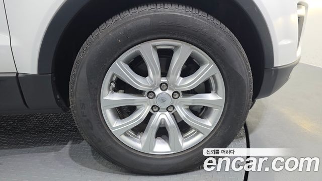 Land Rover Range Rover Evoque 2.0 TD4 SE 2018 — фото 21