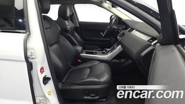 Land Rover Range Rover Evoque 2.0 TD4 SE 2018 — фото 26