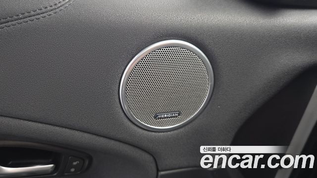 Land Rover Range Rover Evoque 2.0 TD4 SE 2018 — фото 28