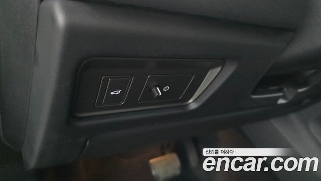 Land Rover Range Rover Evoque 2.0 TD4 SE 2018 — фото 31