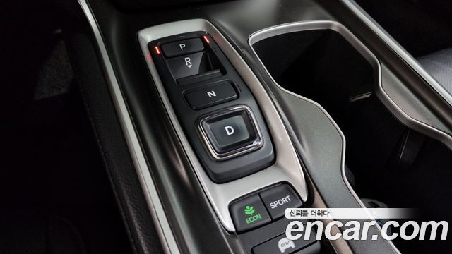 Honda Accord (X) 2.0 Hybrid Touring 2018 — фото 9