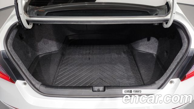Honda Accord (X) 2.0 Hybrid Touring 2018 — фото 24