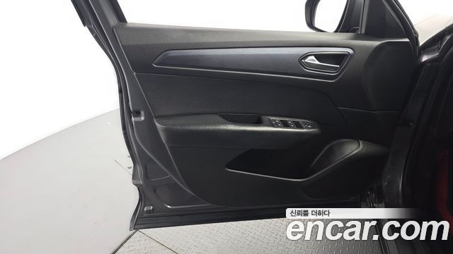 Renault Korea XM3 1.6 GTe LE 2021 — фото 24