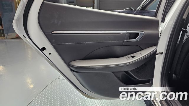 Hyundai Sonata (DN8) 1.6 Turbo Premium Plus 2022 — фото 25