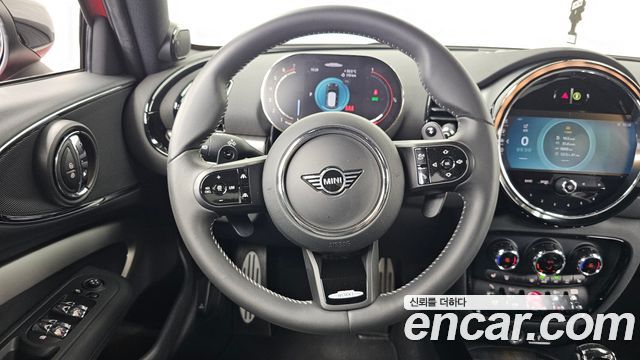 MINI Cooper S Clubman JCW 2nd Gen 2023 — фото 13