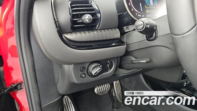 MINI Cooper S Clubman JCW 2nd Gen 2023 — фото 28