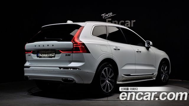 Volvo XC60 (II) B5 Inscription 2021 — фото 2