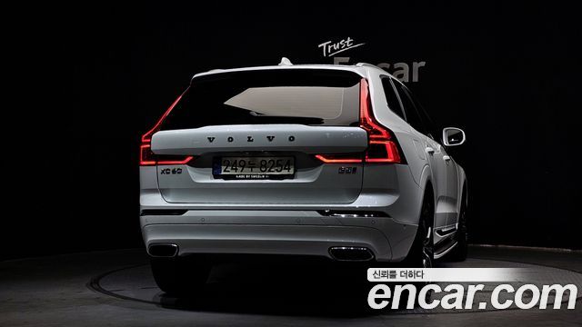 Volvo XC60 (II) B5 Inscription 2021 — фото 4
