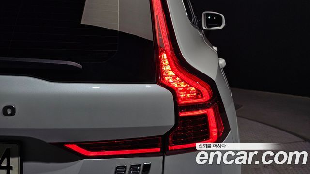 Volvo XC60 (II) B5 Inscription 2021 — фото 23
