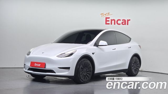 Tesla Model Y RWD