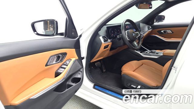 BMW 3 Series (G20) 320i M Sport 2023 — фото 10