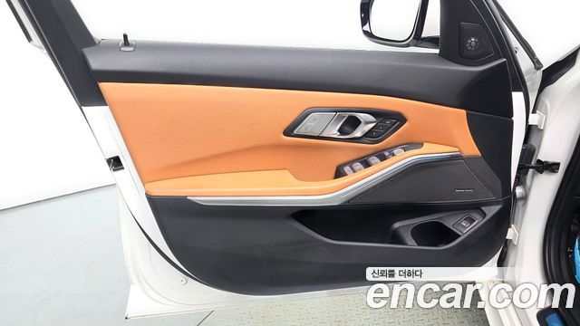 BMW 3 Series (G20) 320i M Sport 2023 — фото 24
