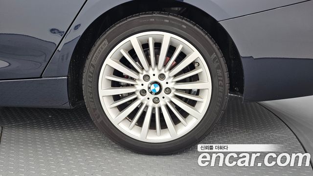 BMW 3 Series GT (F34) GT 320d Luxury 2020 — фото 21
