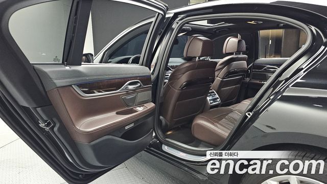 BMW 7 Series (G11) 730d xDrive 2016 — фото 12