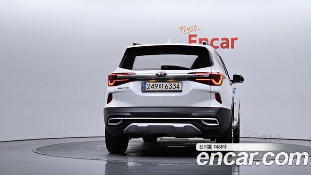 Kia Seltos Diesel 1.6 2WD Signature 2022 — фото 4