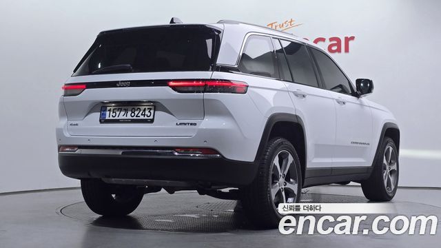 Jeep Grand Cherokee (WL) 3.6 Limited 2023 — фото 2