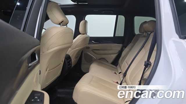 Jeep Grand Cherokee (WL) 3.6 Limited 2023 — фото 12