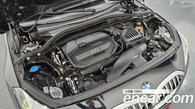 BMW 1 Series (F40) 120i M Sports 2022 — фото 6