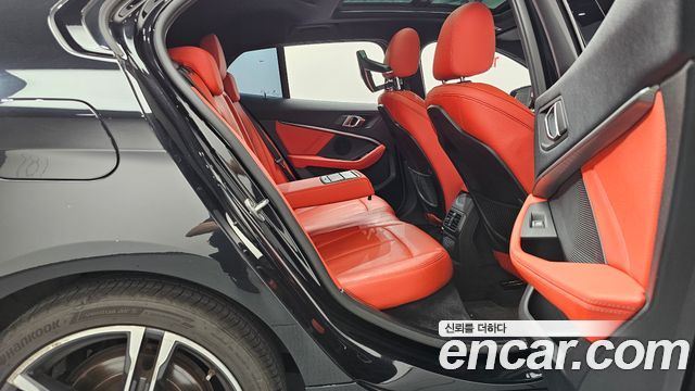 BMW 1 Series (F40) 120i M Sports 2022 — фото 12
