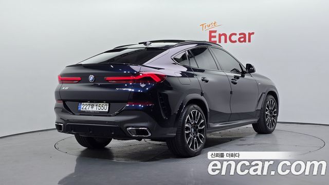 BMW X6 (G06) xDrive40i M Sport 2025 — фото 2