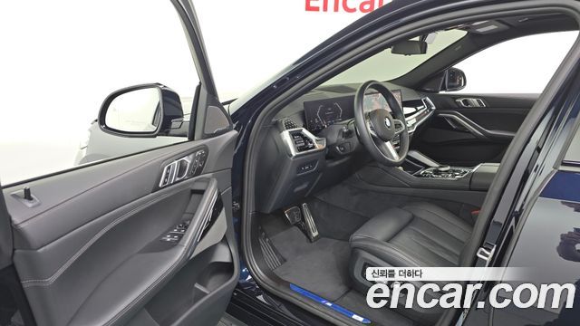 BMW X6 (G06) xDrive40i M Sport 2025 — фото 10