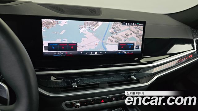 BMW X6 (G06) xDrive40i M Sport 2025 — фото 12