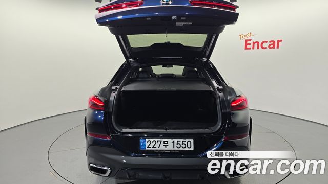 BMW X6 (G06) xDrive40i M Sport 2025 — фото 18