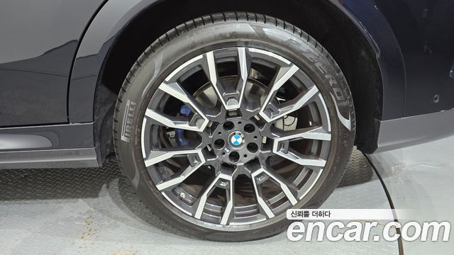 BMW X6 (G06) xDrive40i M Sport 2025 — фото 21
