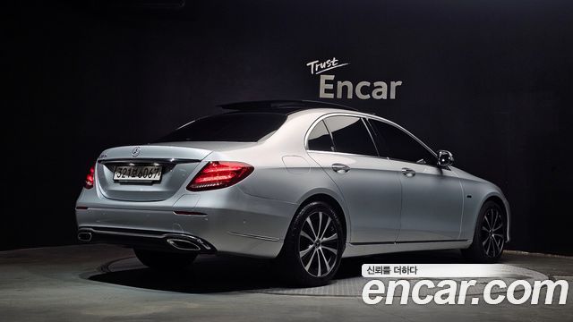 Mercedes-Benz E-Class (W213) E300e Exclusive 2019 — фото 2