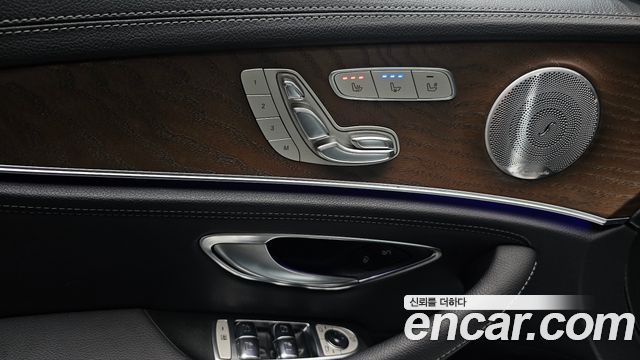 Mercedes-Benz E-Class (W213) E300e Exclusive 2019 — фото 28