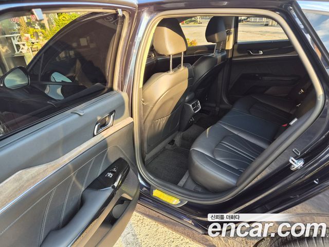 Kia K5 (III) 2.0 Signature 2023 — фото 10