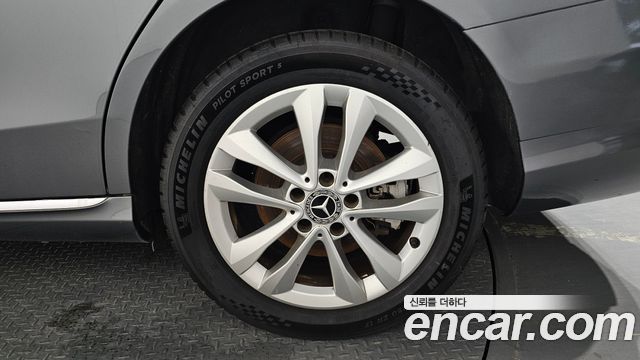 Mercedes-Benz C-Class (W205) C200 Avantgarde 2020 — фото 21