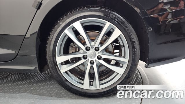 Audi A6 (C8) 45 TDI Quattro Premium 2021 — фото 21