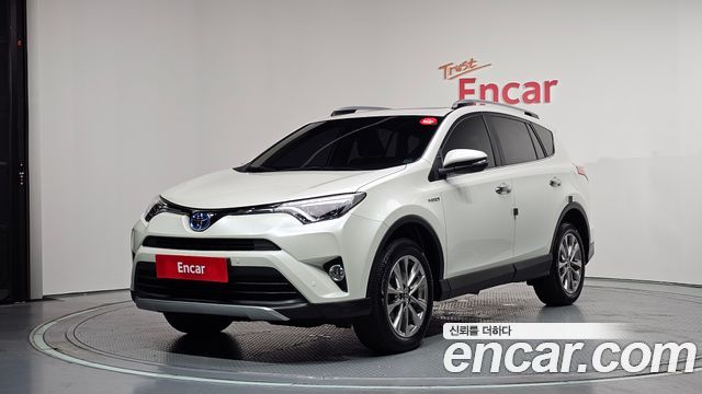 Toyota RAV4 2.5 4WD Hybrid 4th 2017 — фото 1