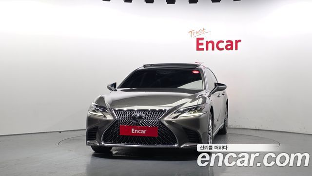 Lexus LS500 (V) 3.5 Luxury AWD 2019 — фото 3