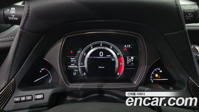 Lexus LS500 (V) 3.5 Luxury AWD 2019 — фото 8
