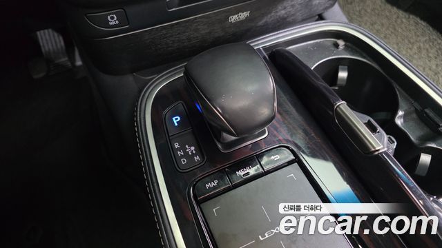 Lexus LS500 (V) 3.5 Luxury AWD 2019 — фото 9
