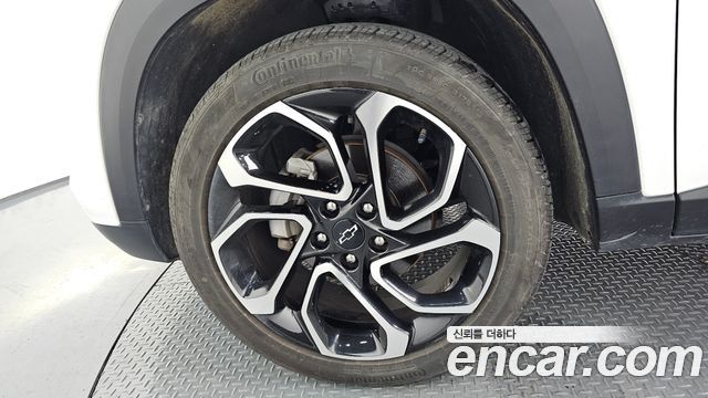 Chevrolet Trax Crossover 1.2 RS 2024 — фото 5