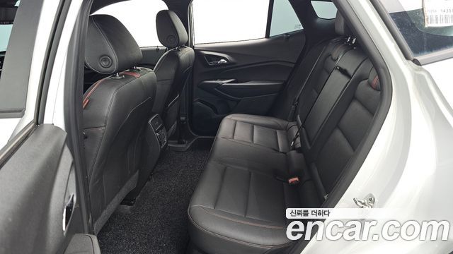 Chevrolet Trax Crossover 1.2 RS 2024 — фото 30