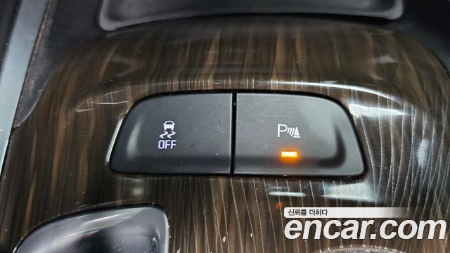 Chevrolet Malibu 1.3 Turbo Premier 2019 — фото 27
