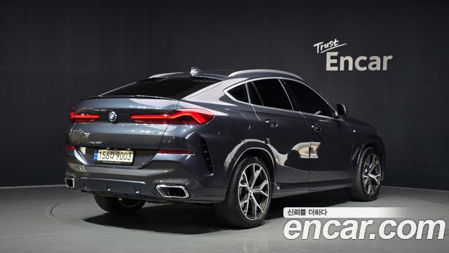 BMW X6 (G06) xDrive40i M Sport 2022 — фото 2